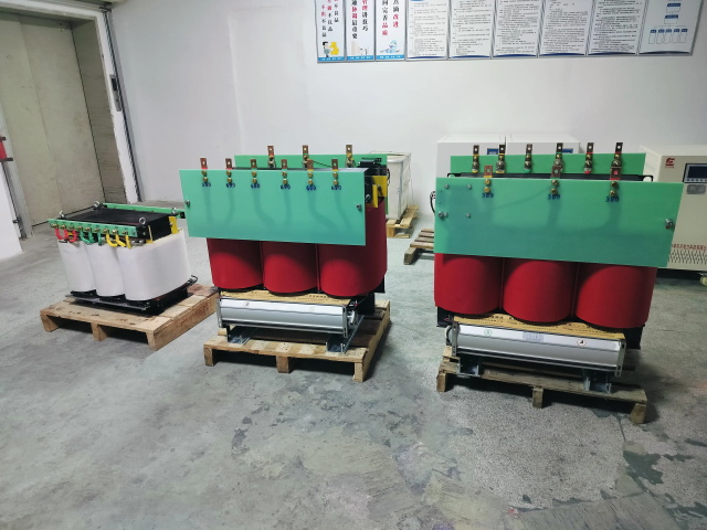 平利KS11-1000KVA矿用变压器
